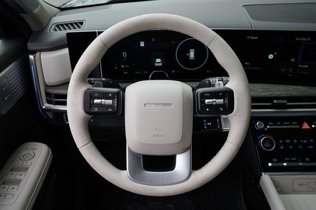 New 2026 Phantom Black Hyundai Limited image 15