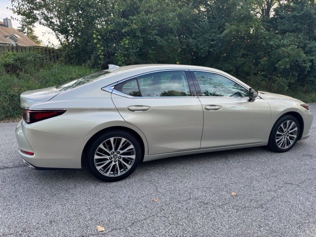 Used 2020 Beige Metallic Lexus 350 image 5