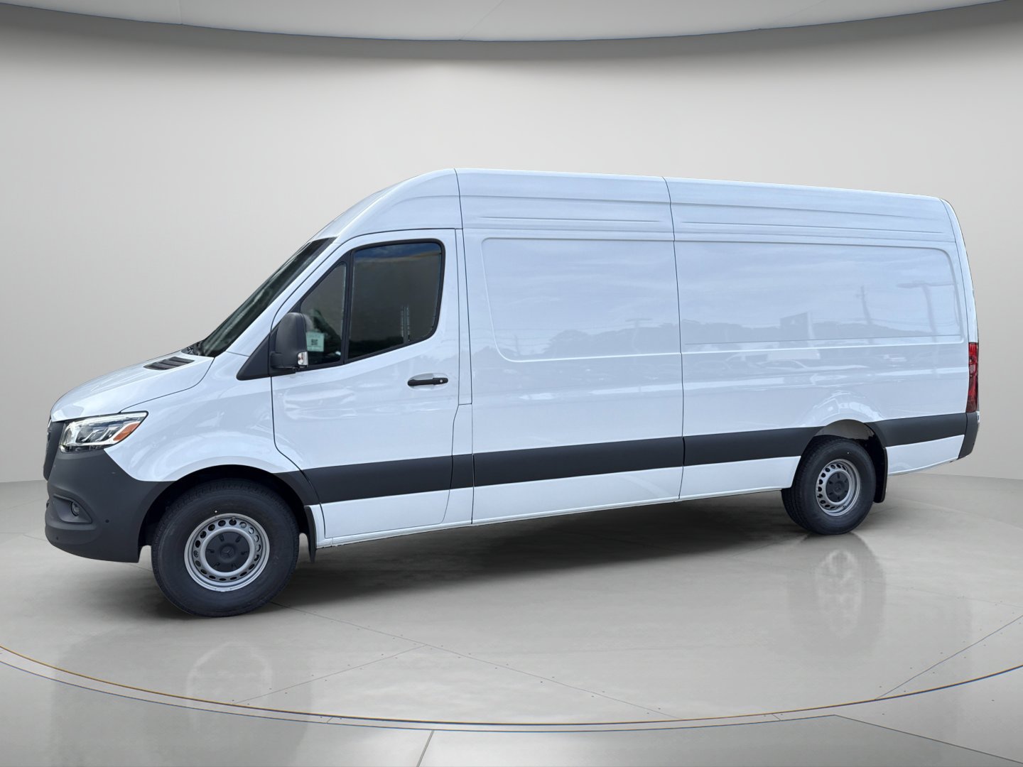 New 2026 Arctic White Mercedes-Benz  image 2