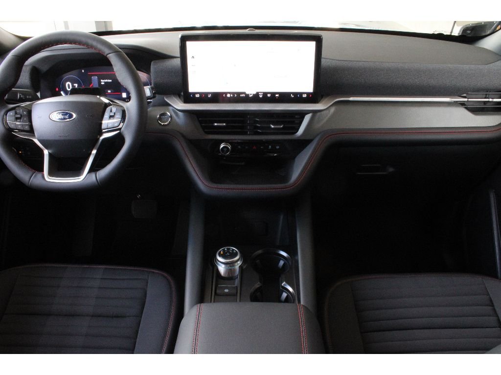 New 2026 Space White Metallic Ford ST-Line image 6