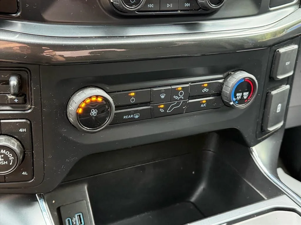 Used 2022 Blue Ford XL image 24
