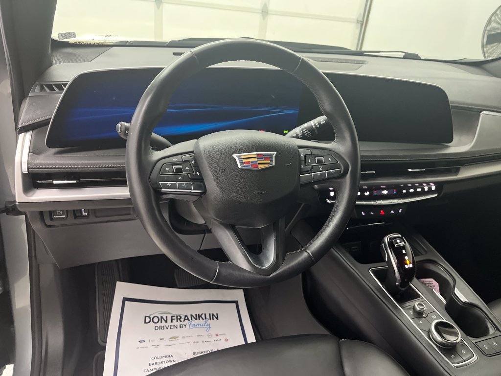 Used 2024 Silver Cadillac Luxury image 17
