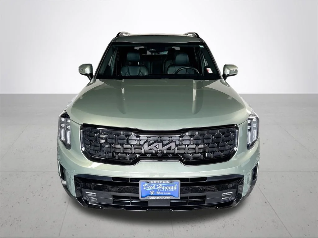 Used 2025 Green Kia SX X-Line image 3