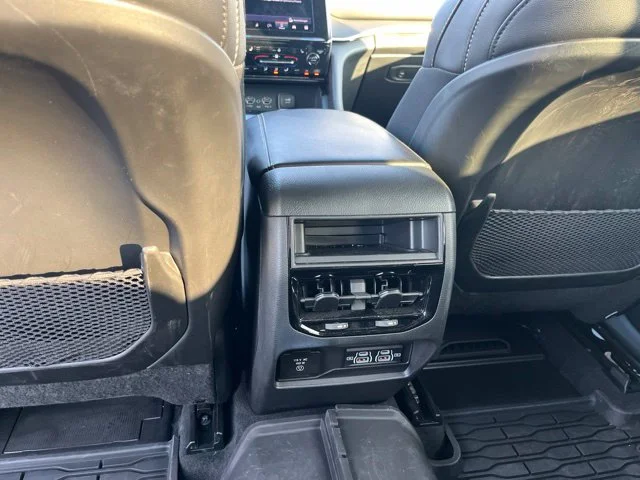 Used 2025 Black Jeep Altitude image 13
