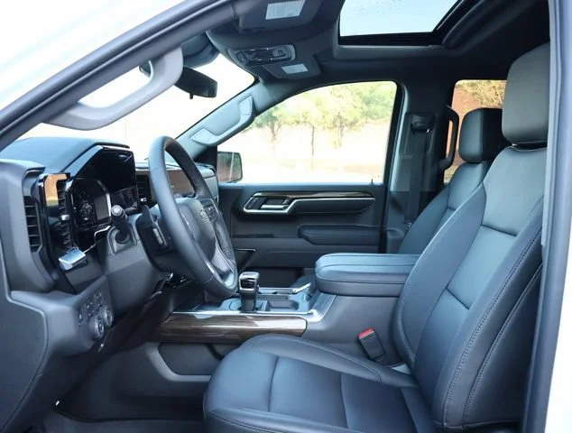 2026 Chevrolet Silverado 1500 LT Trail Boss - Photo 11