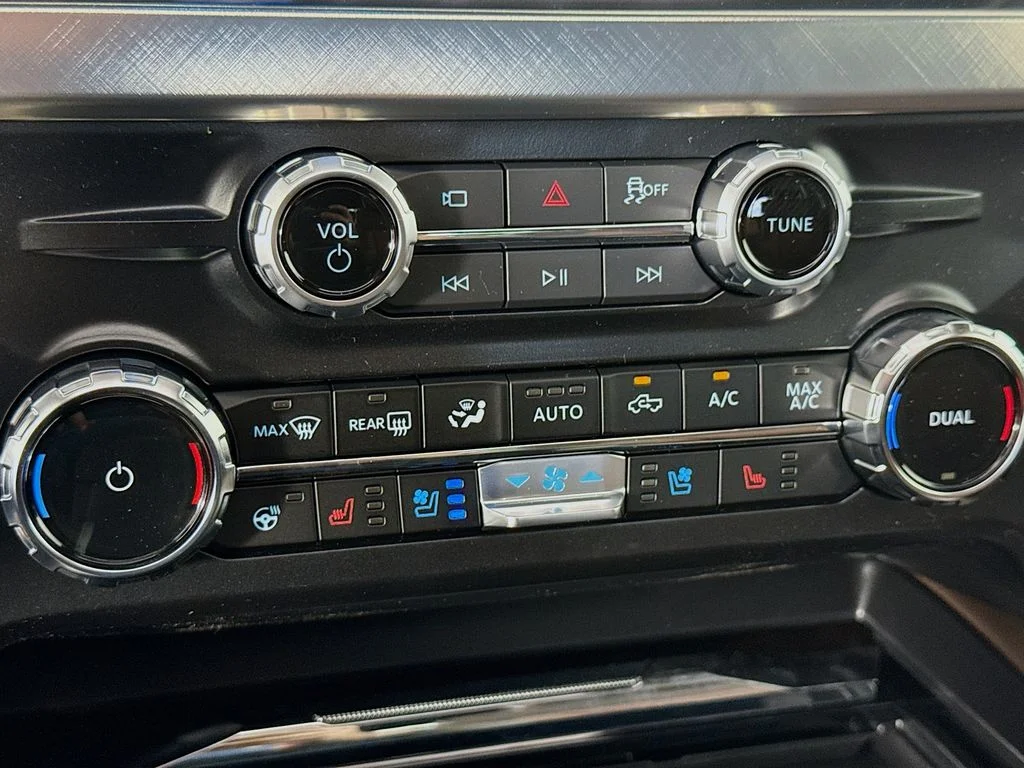 New 2026 Star White Metallic Tri-Coat Ford F-250® King Ranch® image 16