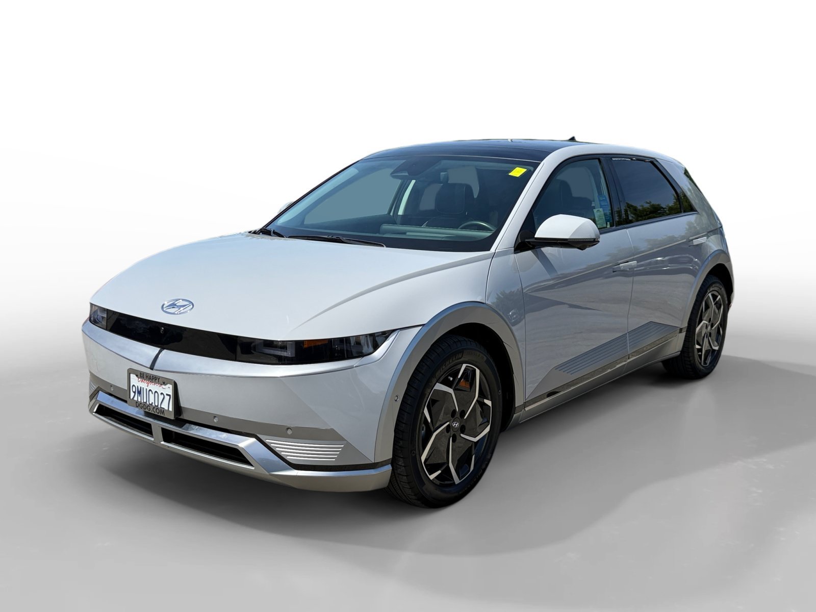 Used 2024 Cyber Gray Hyundai Limited image 1