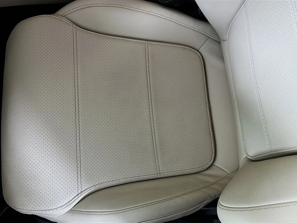 Used 2024 White Mercedes-Benz C 300 image 20