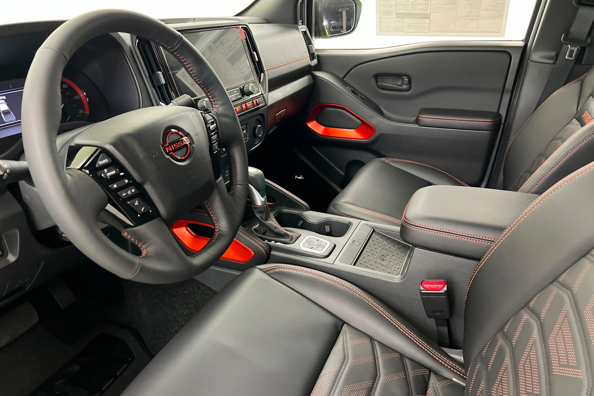 2026 Nissan Frontier PRO-4X - Photo 16