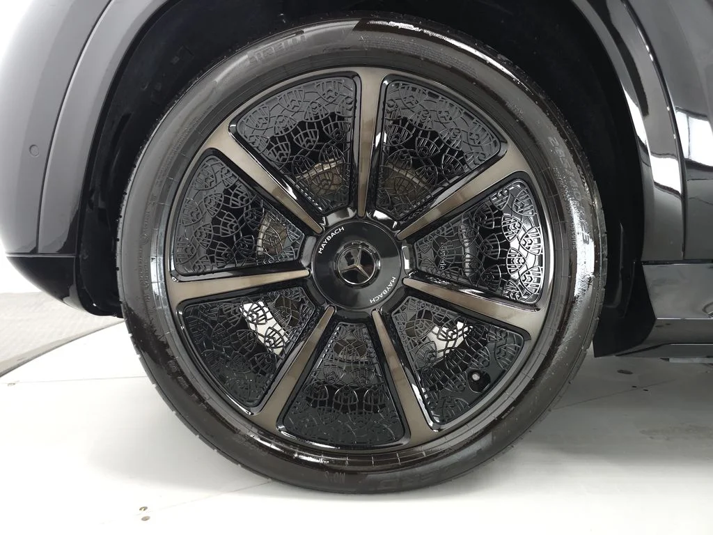 Used 2025 Black Mercedes-Benz Maybach GLS 600 image 41