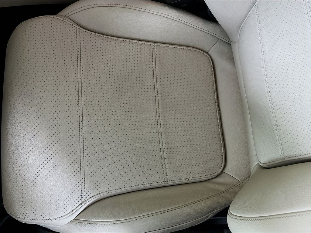 Certified Used 2024 White Mercedes-Benz C 300 image 20