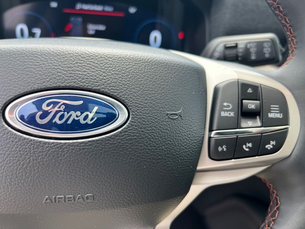 New 2026 Vapor Blue Metallic Ford Active image 34
