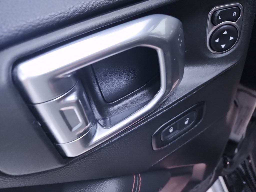Used 2022 Black Jeep Rubicon image 13