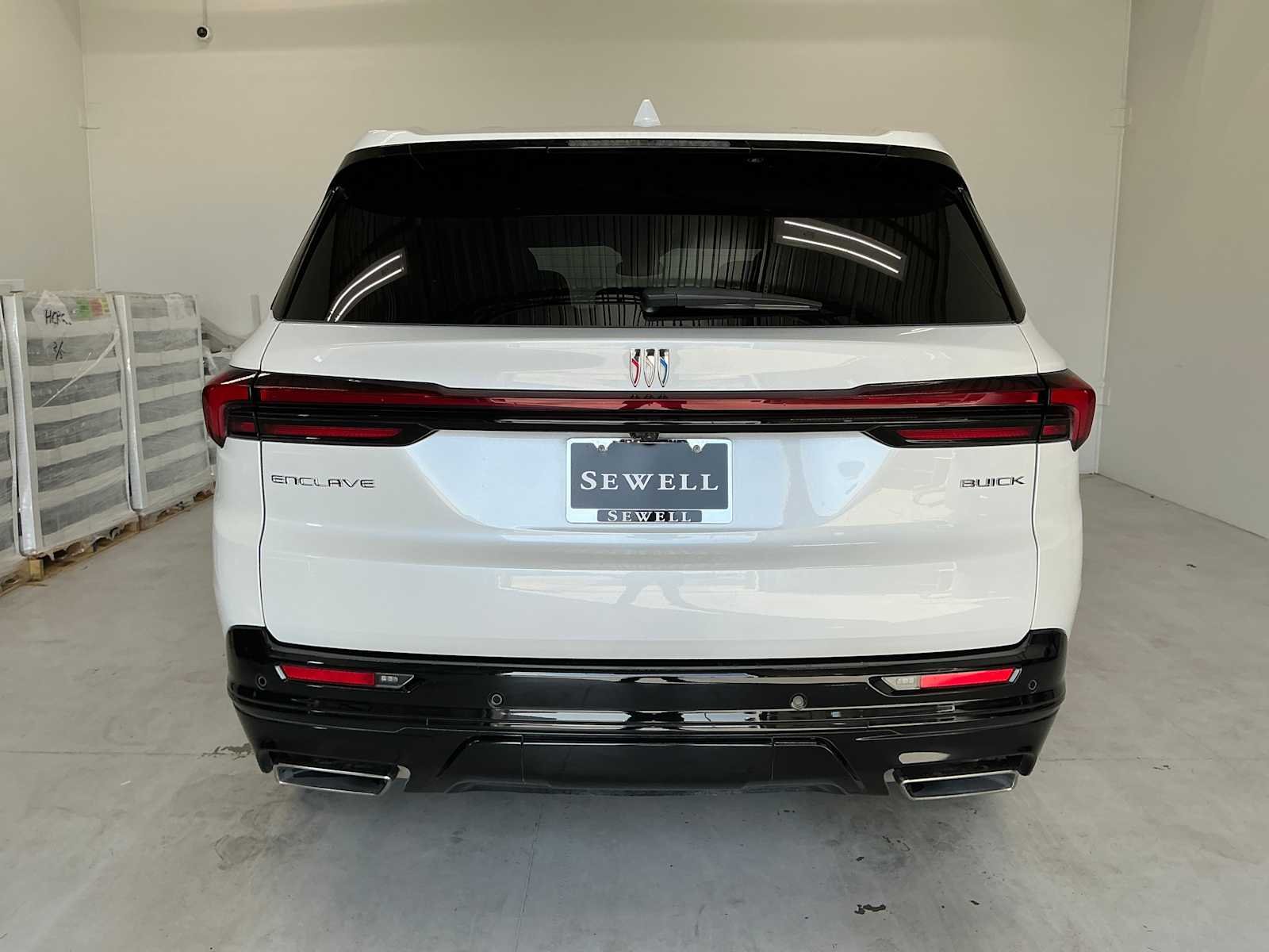 Used 2025 White Frost Tricoat Buick Sport Touring image 5