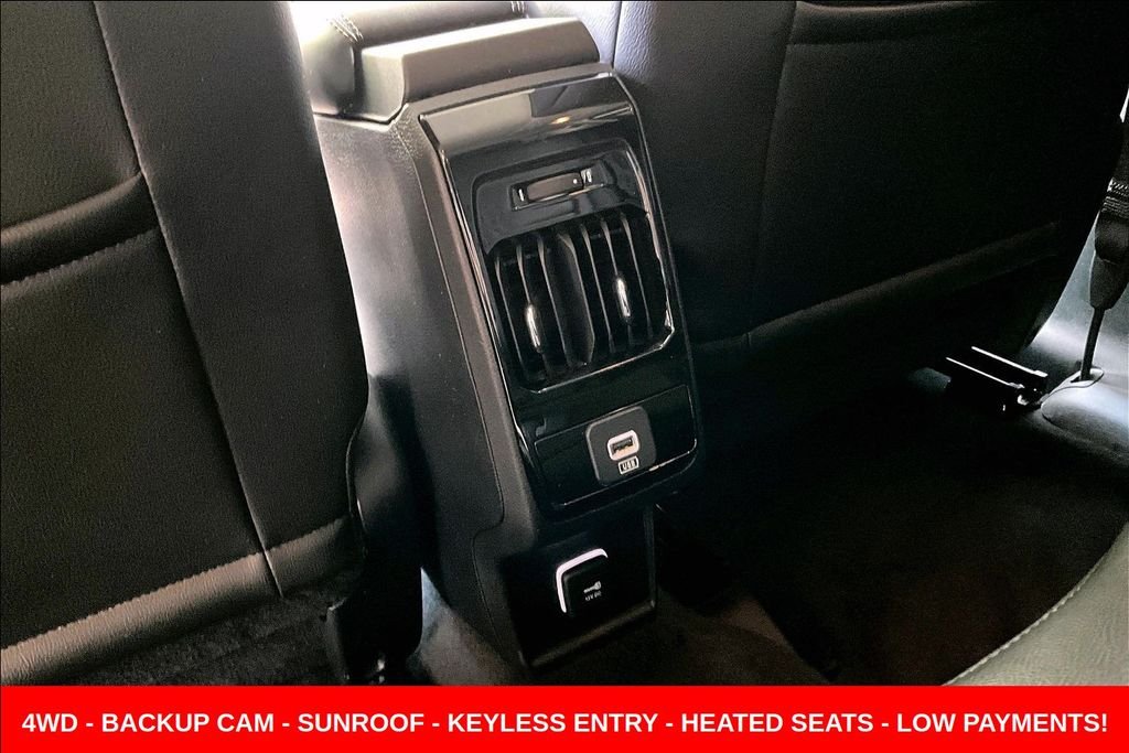 Used 2022 White Jeep Limited image 10
