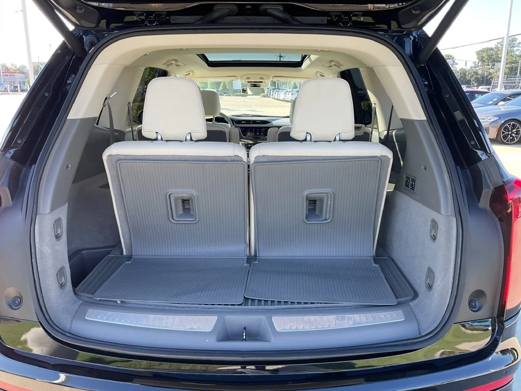 Used 2023 Black Cadillac Premium Luxury image 10