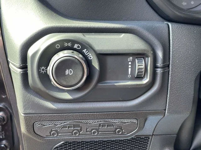 New 2027 Gray Jeep Sahara image 22