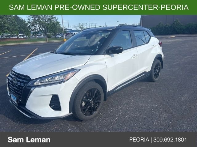 2023 Nissan Kicks SR