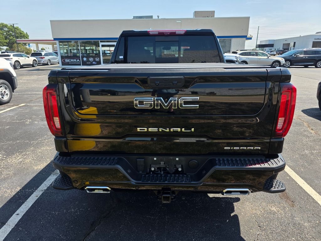 Used 2025 Onyx Black GMC Denali Ultimate image 3