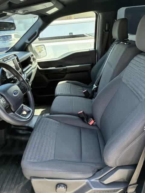 Used 2023  Ford XL image 4