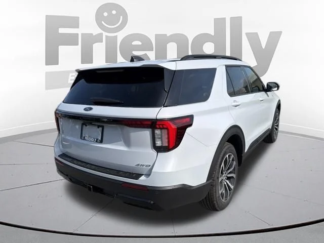 New 2026 Space White Metallic Ford ST-Line image 7