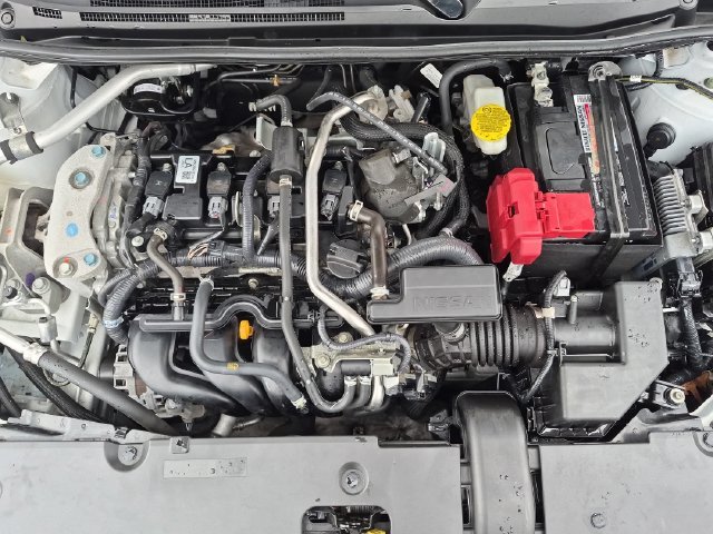 Certified Used 2024 White Nissan SR image 27