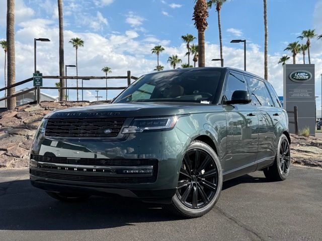 New 2026 Belgravia Green Land Rover SE image 1