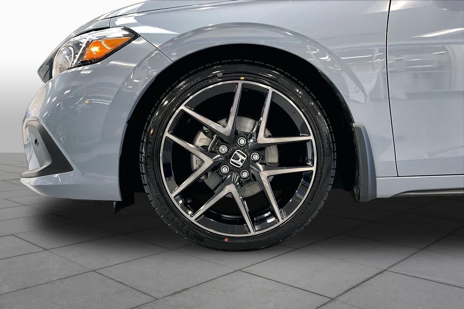 Used 2024 Sonic Gray Pearl Honda Sport Touring image 10