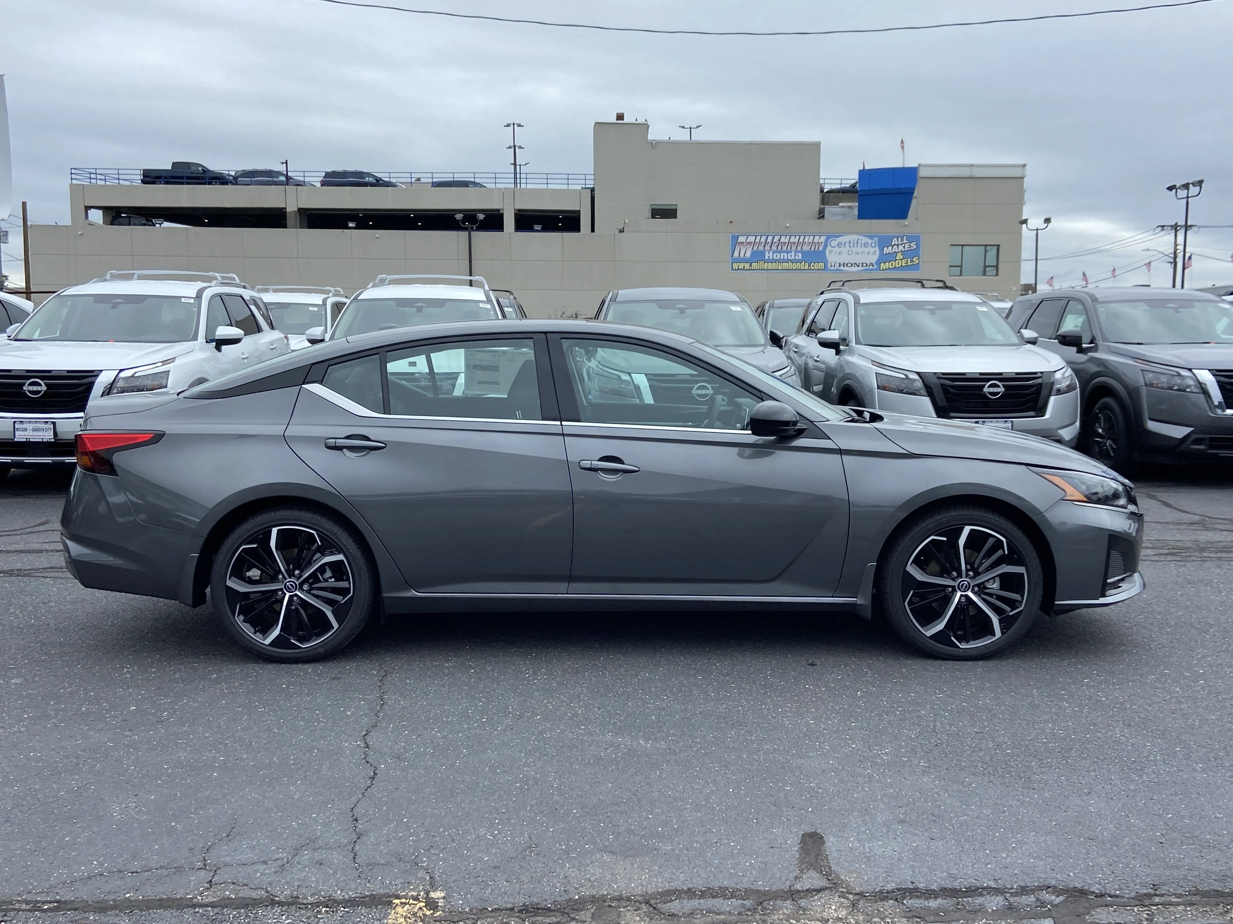 New 2025 Gun Metallic Nissan SR image 3