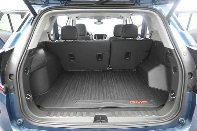 Used 2024 Downpour Metallic GMC SLE image 23