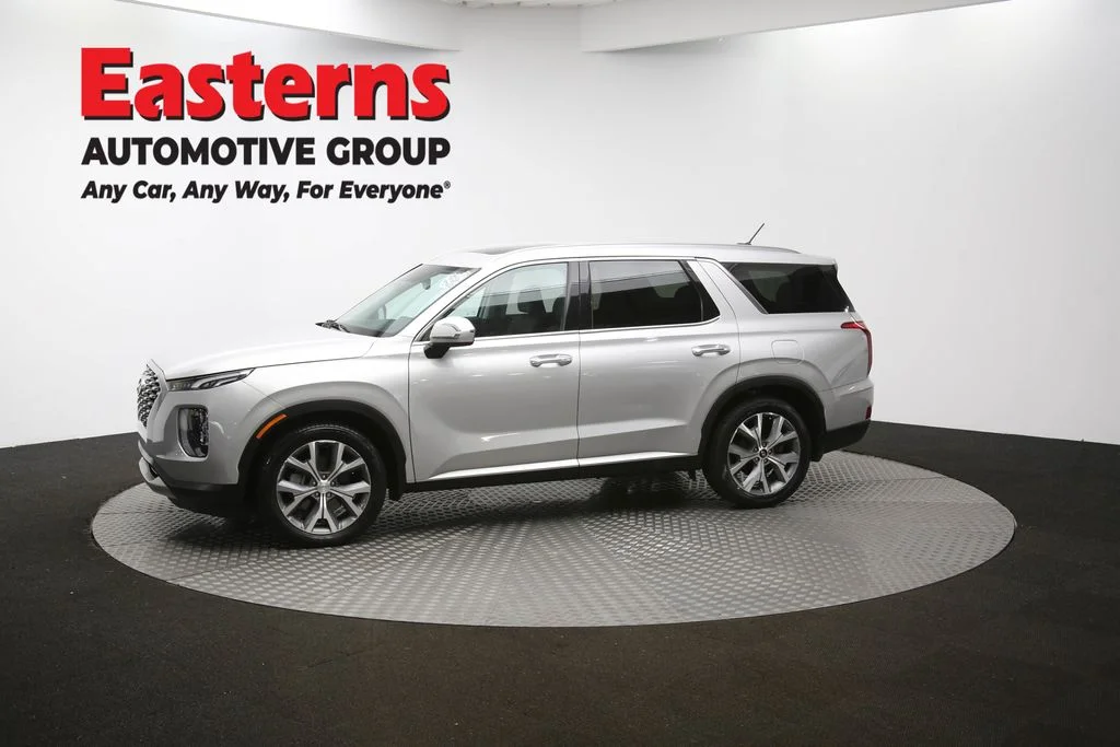 Used 2022 Silver Hyundai SEL image 57