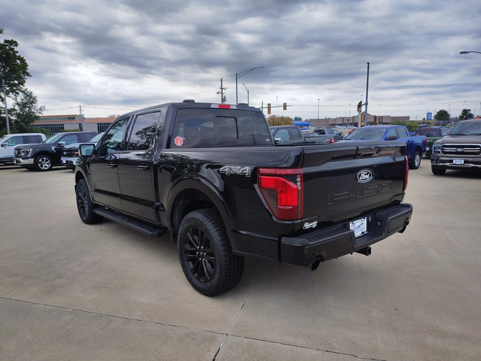 Used 2024 Agate Black Metallic Ford XLT image 6