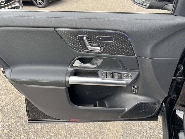 New 2026 Night Black Mercedes-Benz GLA 250 image 17