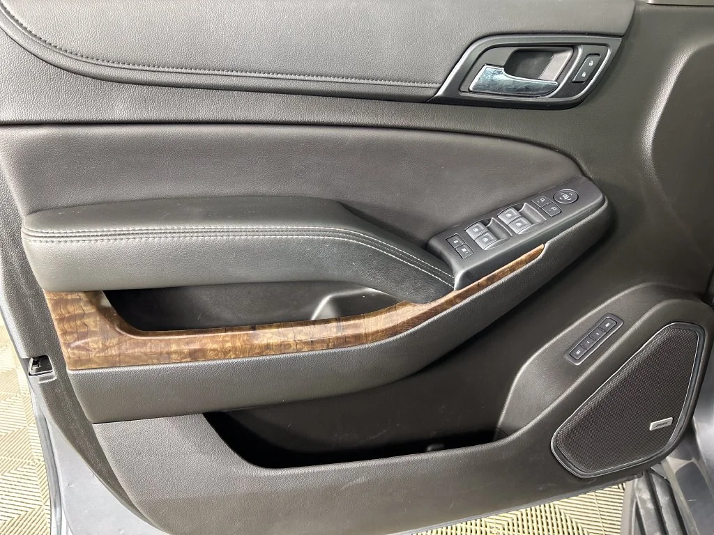 Used 2019 Gray Chevrolet LT image 11