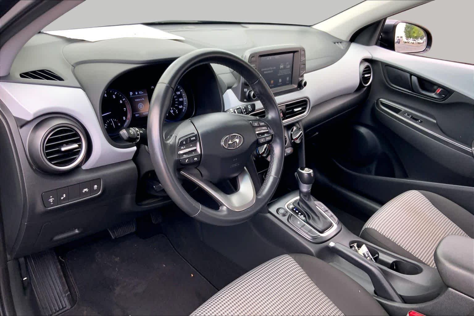 Used 2021 Thunder Gray Hyundai SEL image 15