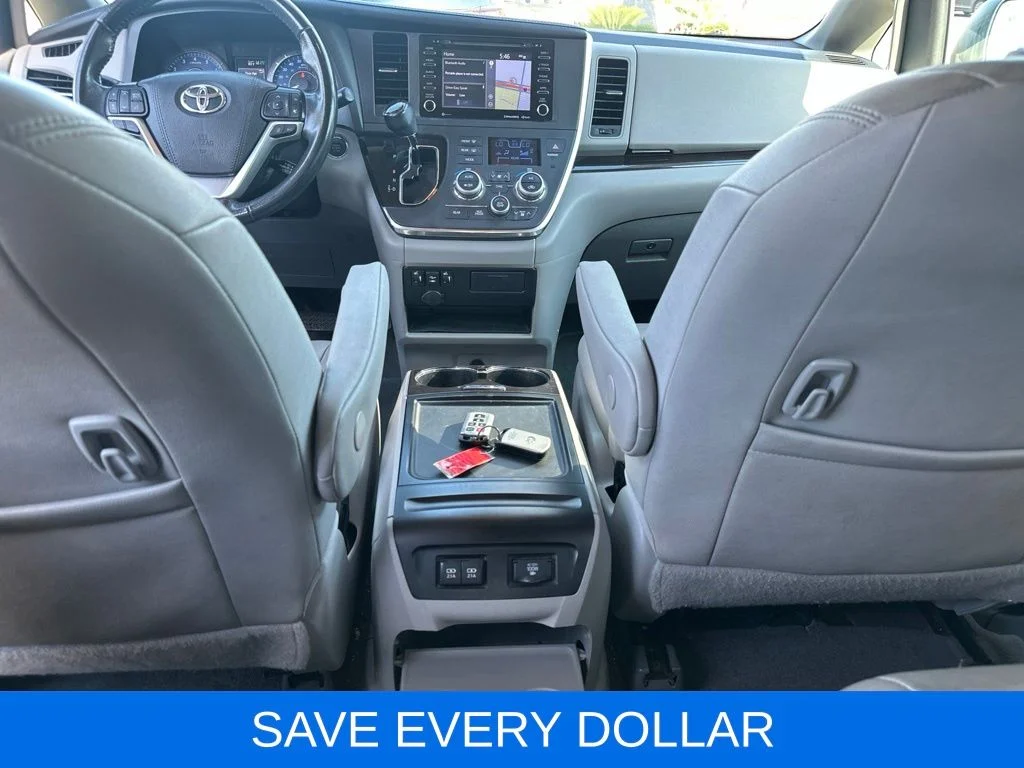Used 2019 Gray Toyota XLE image 20