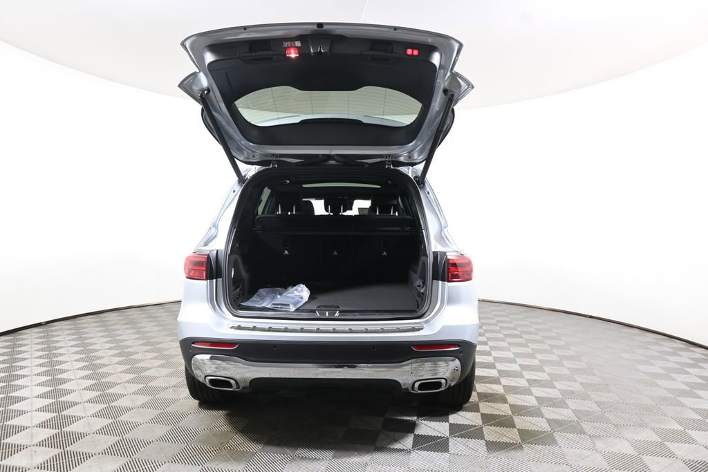New 2026 Cirrus Silver Metallic Mercedes-Benz GLB 250 image 70