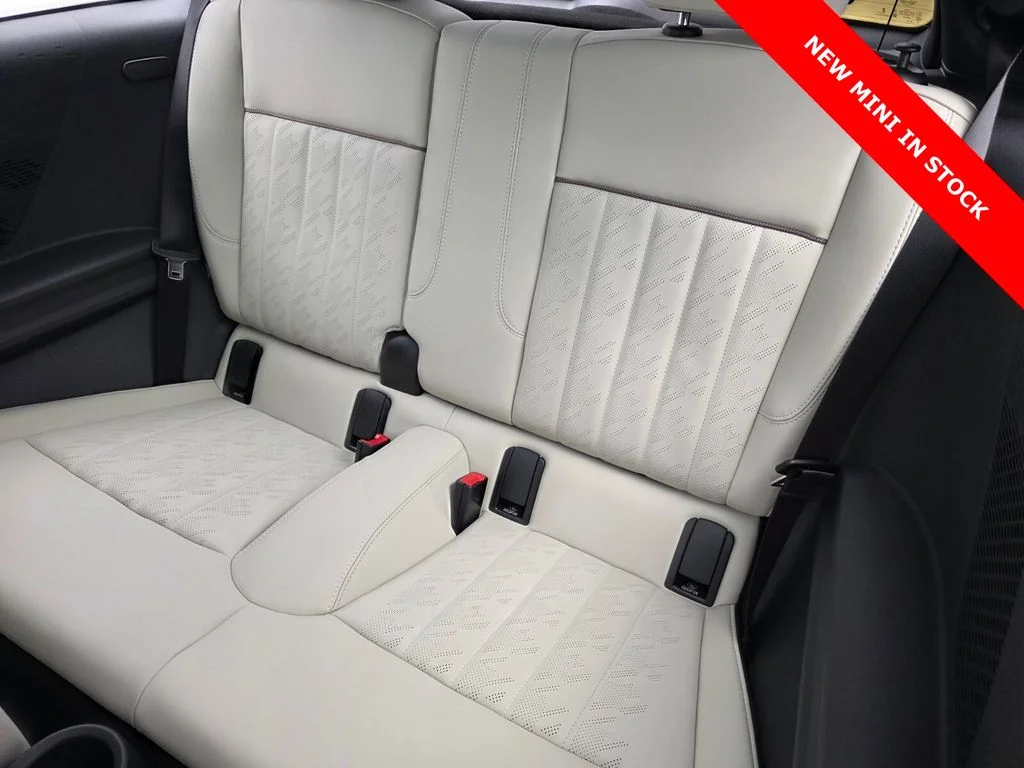 2026 MINI Hardtop 2 Door - Photo 10