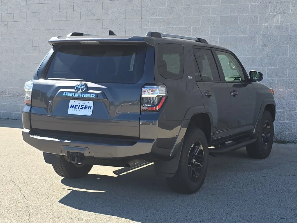 Used 2022 Gray Toyota SR5 Premium image 14