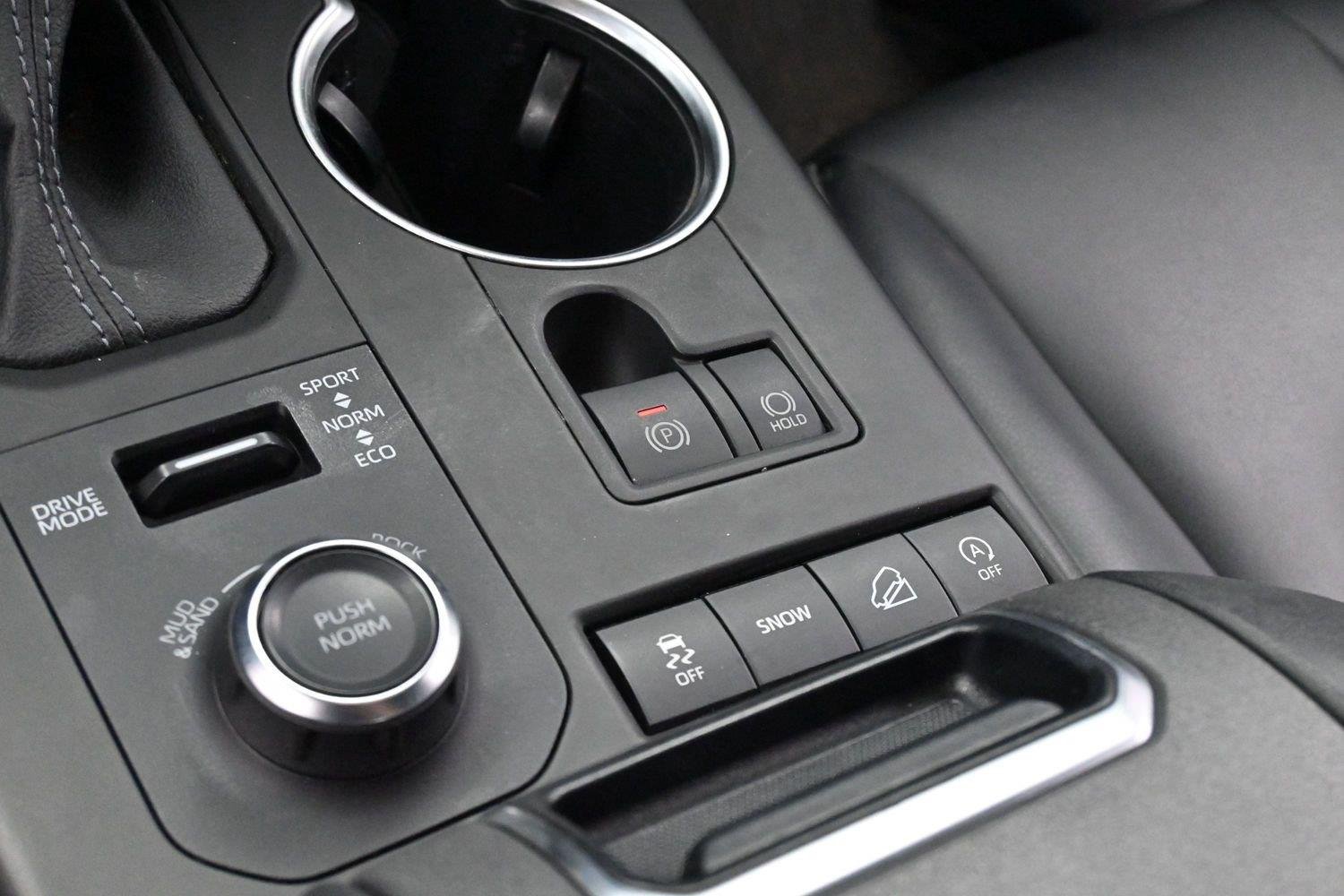 Used 2022 Ruby Flare Pearl Toyota XSE image 19