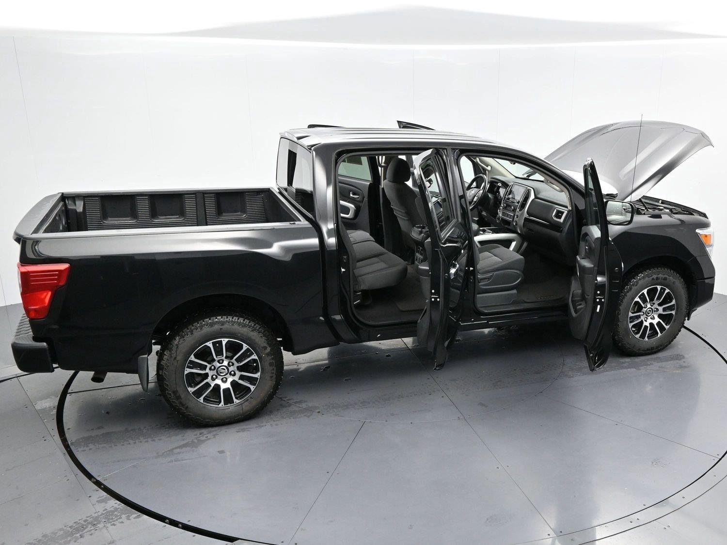 Used 2020 Super Black Nissan SV image 41