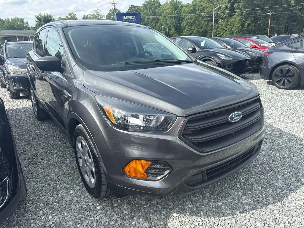 Used 2019 Gray Ford S image 2