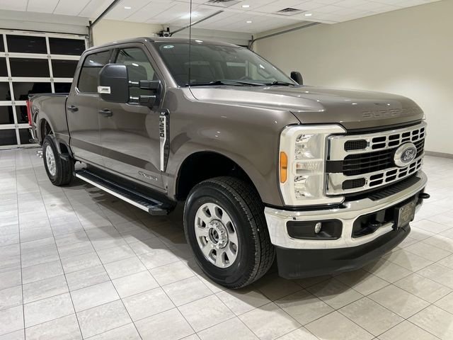 Used 2023 Gray Ford XLT image 7
