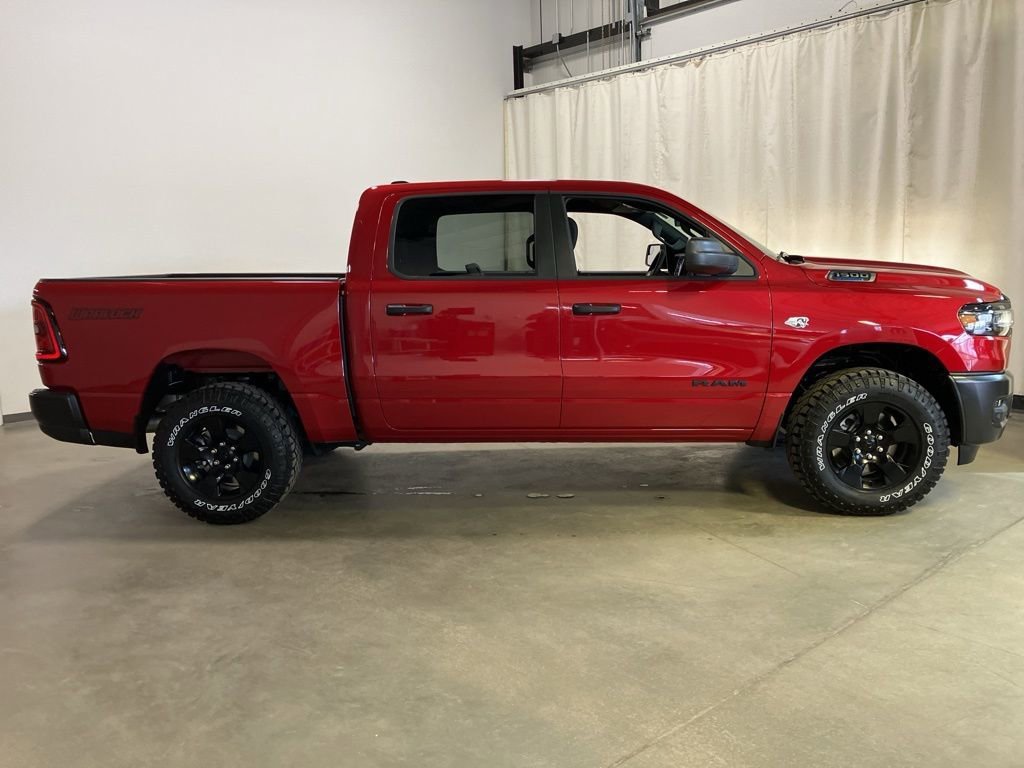 New 2026 Molten Red Pearl-Coat Exterior Paint RAM Warlock image 25