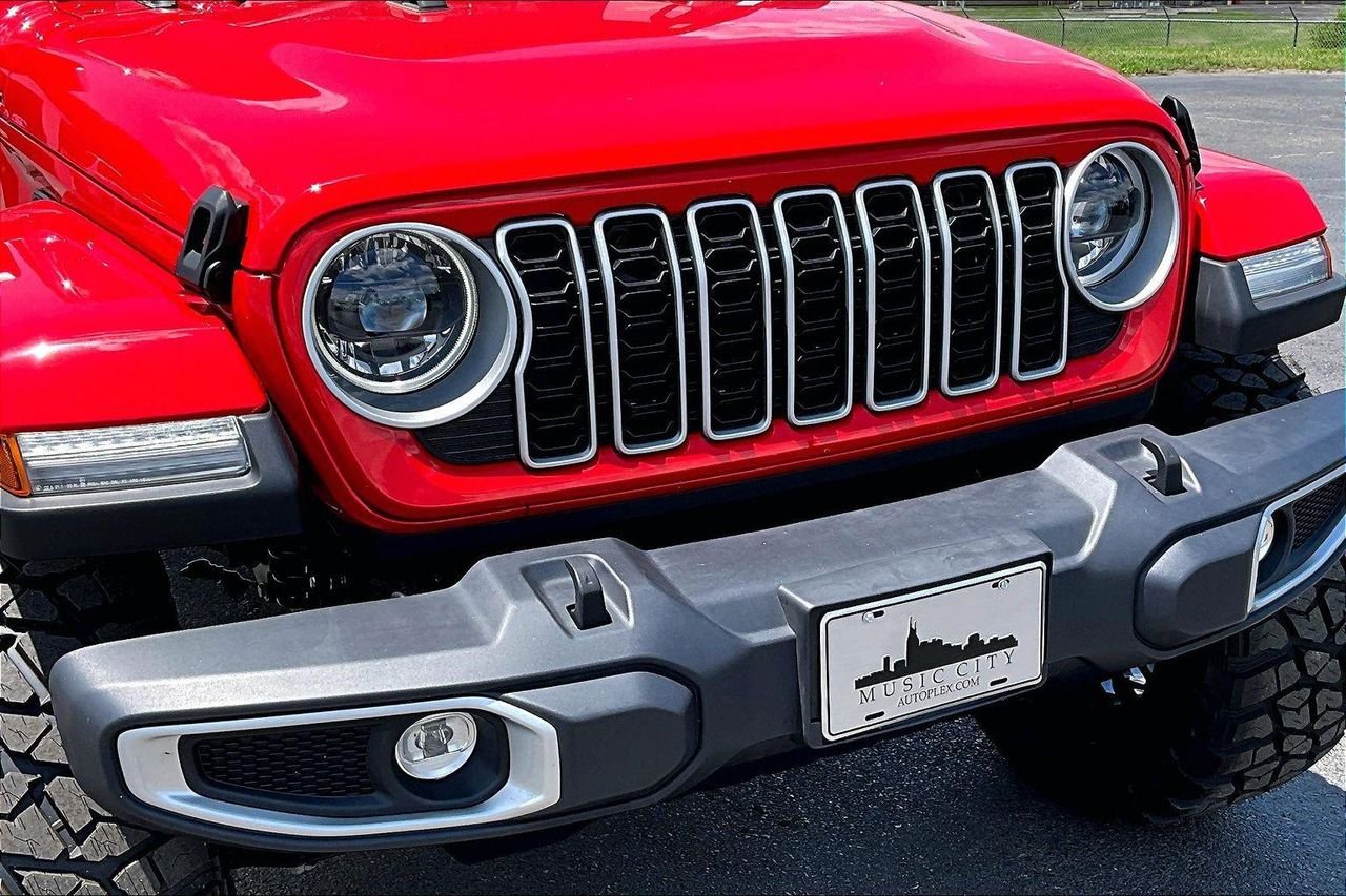 Used 2025 Firecracker Red Clearcoat Jeep Sahara 4xe image 33