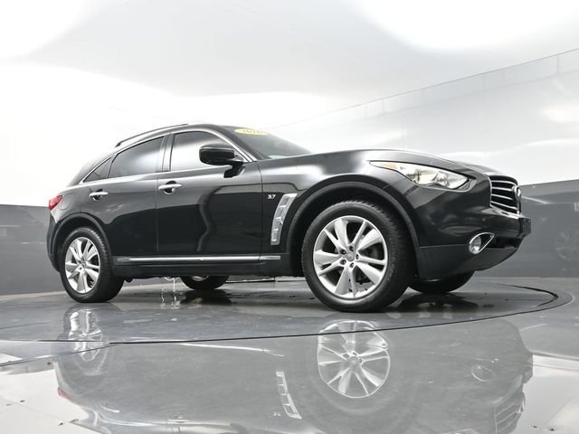 Used 2016 Black INFINITI Base image 49