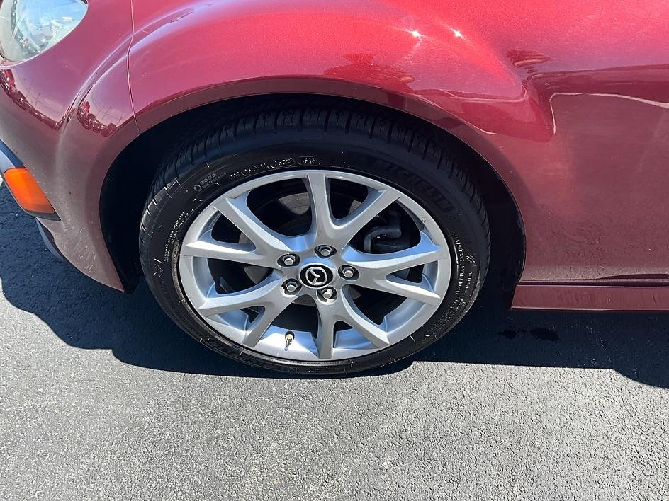 Used 2013 Red Mazda Grand Touring image 10