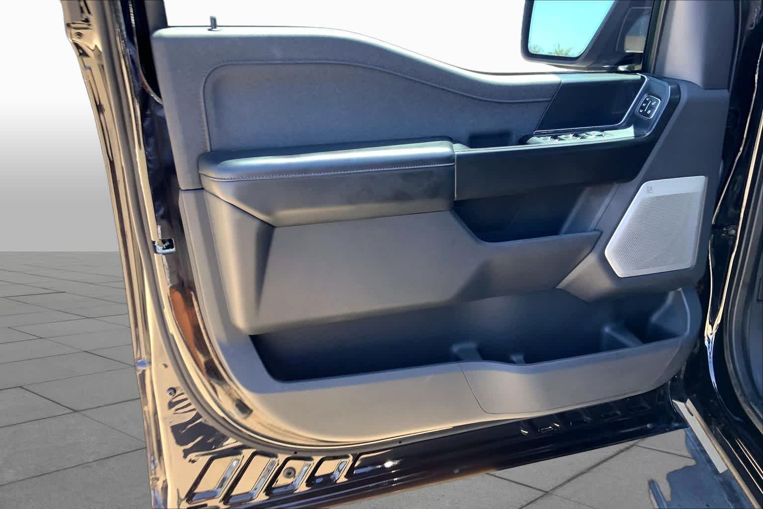 Used 2023 Agate Black Ford Raptor image 21