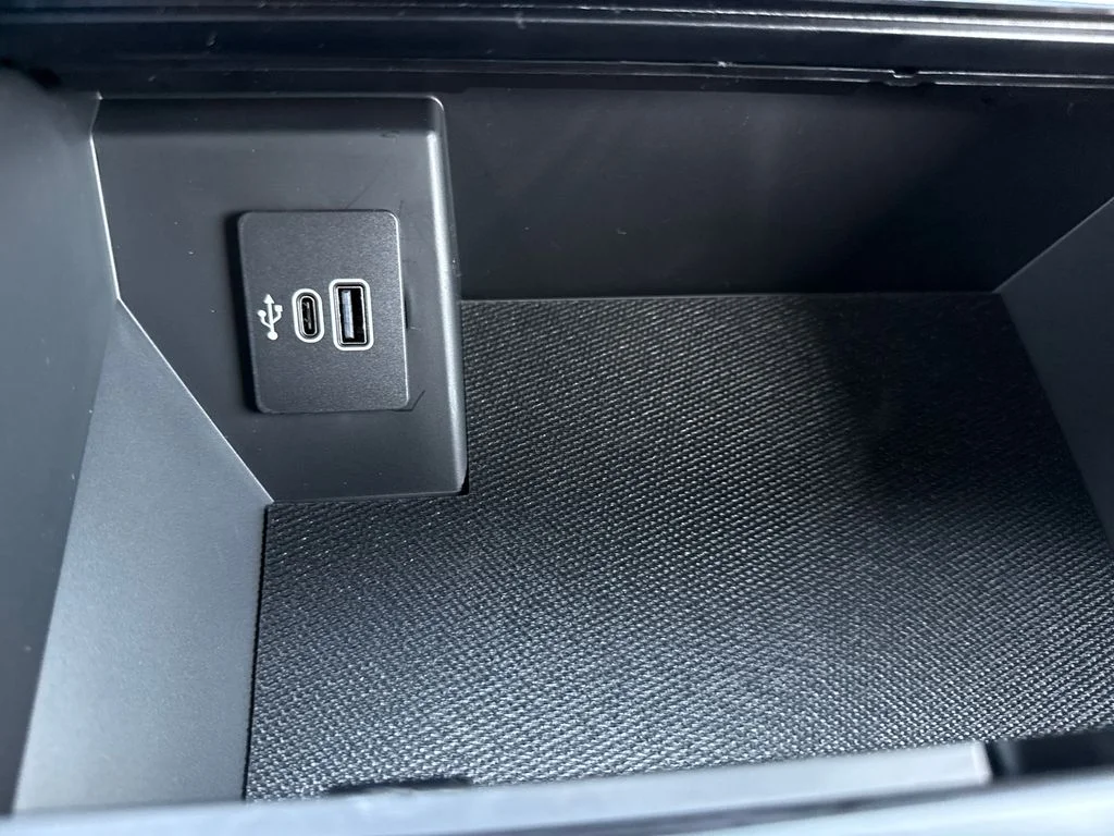 New 2026 Silver Ford Lariat image 37