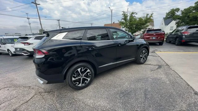 Used 2023 Black Kia EX image 9